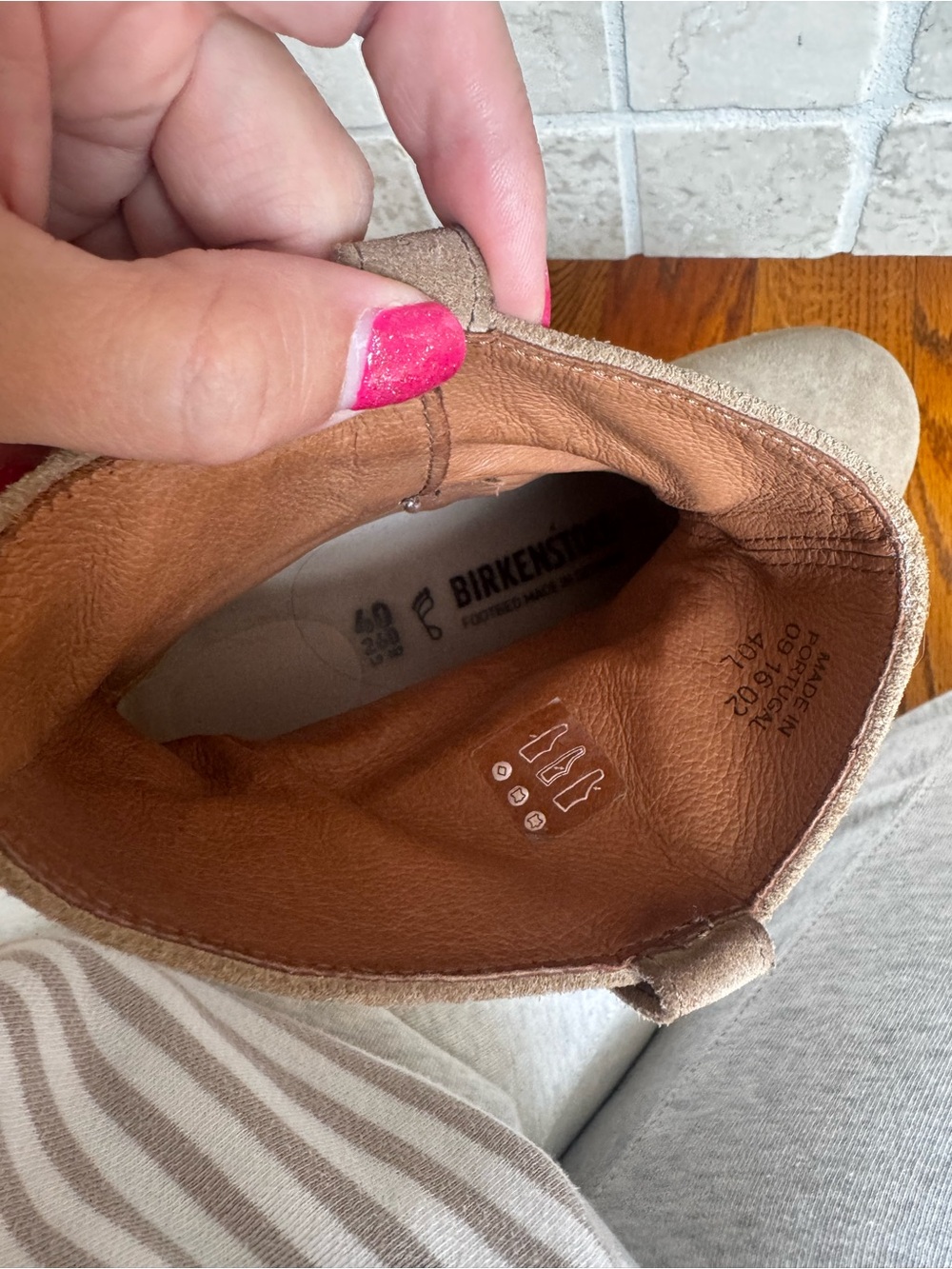 Birkenstock Sarnia Taupe Suede Slouchy Ankle Boots Size 40 US 9-9.5 - Picture 5 of 5